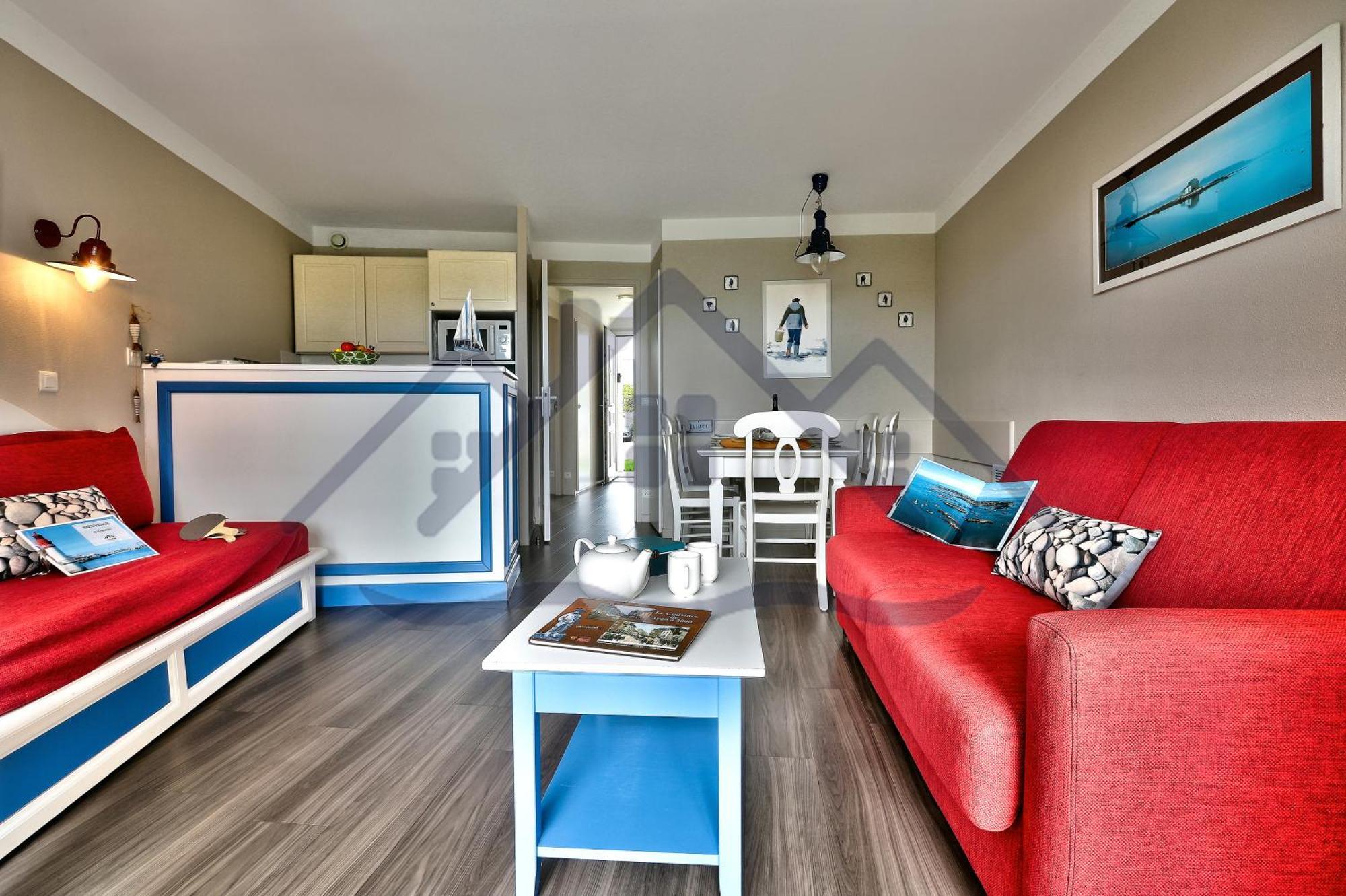 Localise - A06 - Entierement De Plain-Pied Avec Petite Vue Mer - Donnant Sur La Piscine Et Le Jardin - Wifi Inclus - Draps Inclus - Guilvinec Extérieur photo