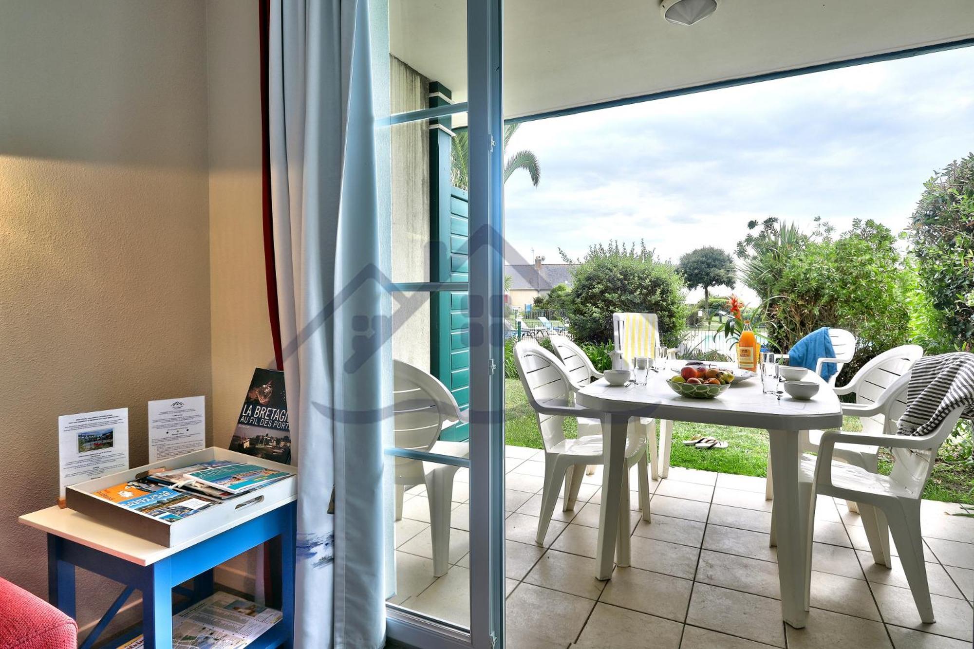 Localise - A06 - Entierement De Plain-Pied Avec Petite Vue Mer - Donnant Sur La Piscine Et Le Jardin - Wifi Inclus - Draps Inclus - Guilvinec Extérieur photo