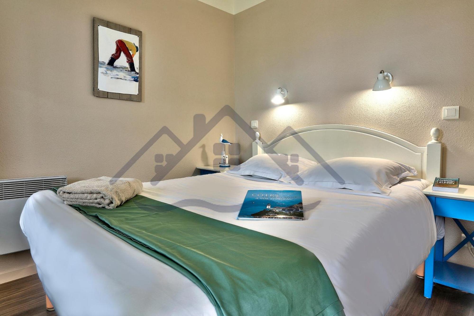 Localise - A06 - Entierement De Plain-Pied Avec Petite Vue Mer - Donnant Sur La Piscine Et Le Jardin - Wifi Inclus - Draps Inclus - Guilvinec Extérieur photo